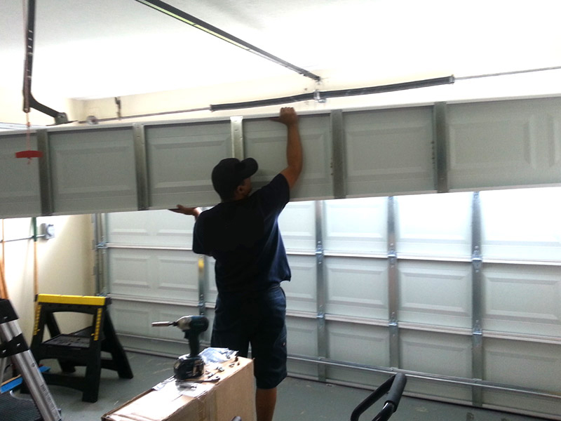 Garage Door Repairs Randburg, Johannesburg, Fourways, Sandton, East Rand, Roodepoort, Midrand, Centurion